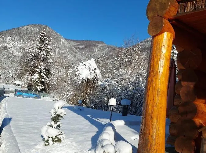 Апартаменты Blockhaus - Zwergenhaeusl *